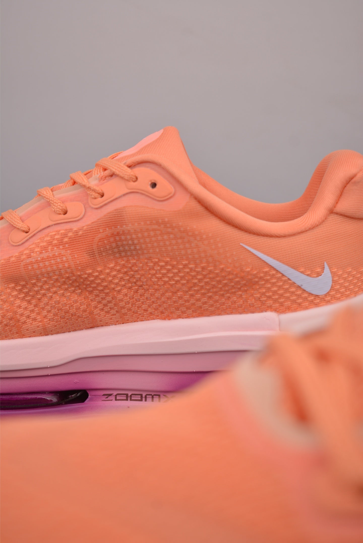 Vomero Premium "Tangerine Tint"