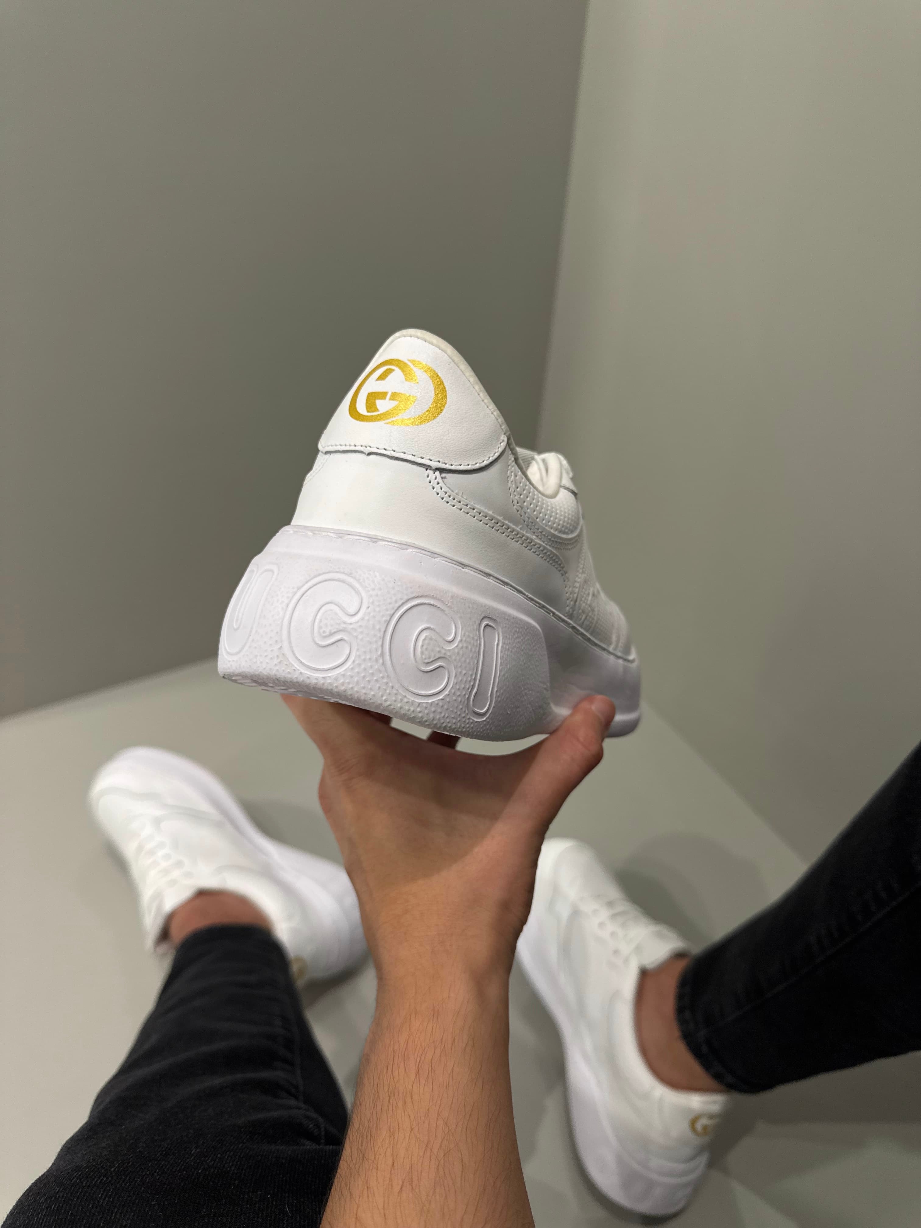 GG WHITE