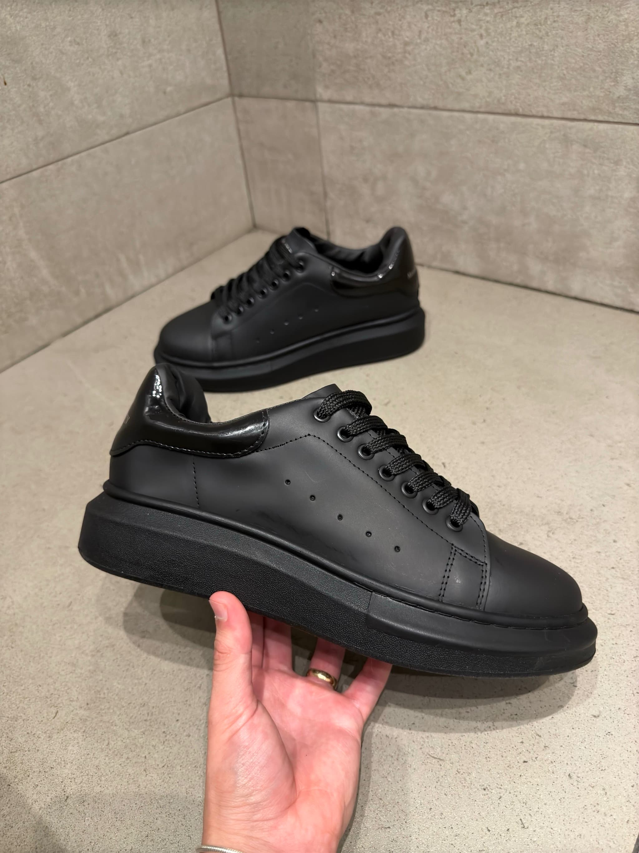 MCQUEEN PRETO