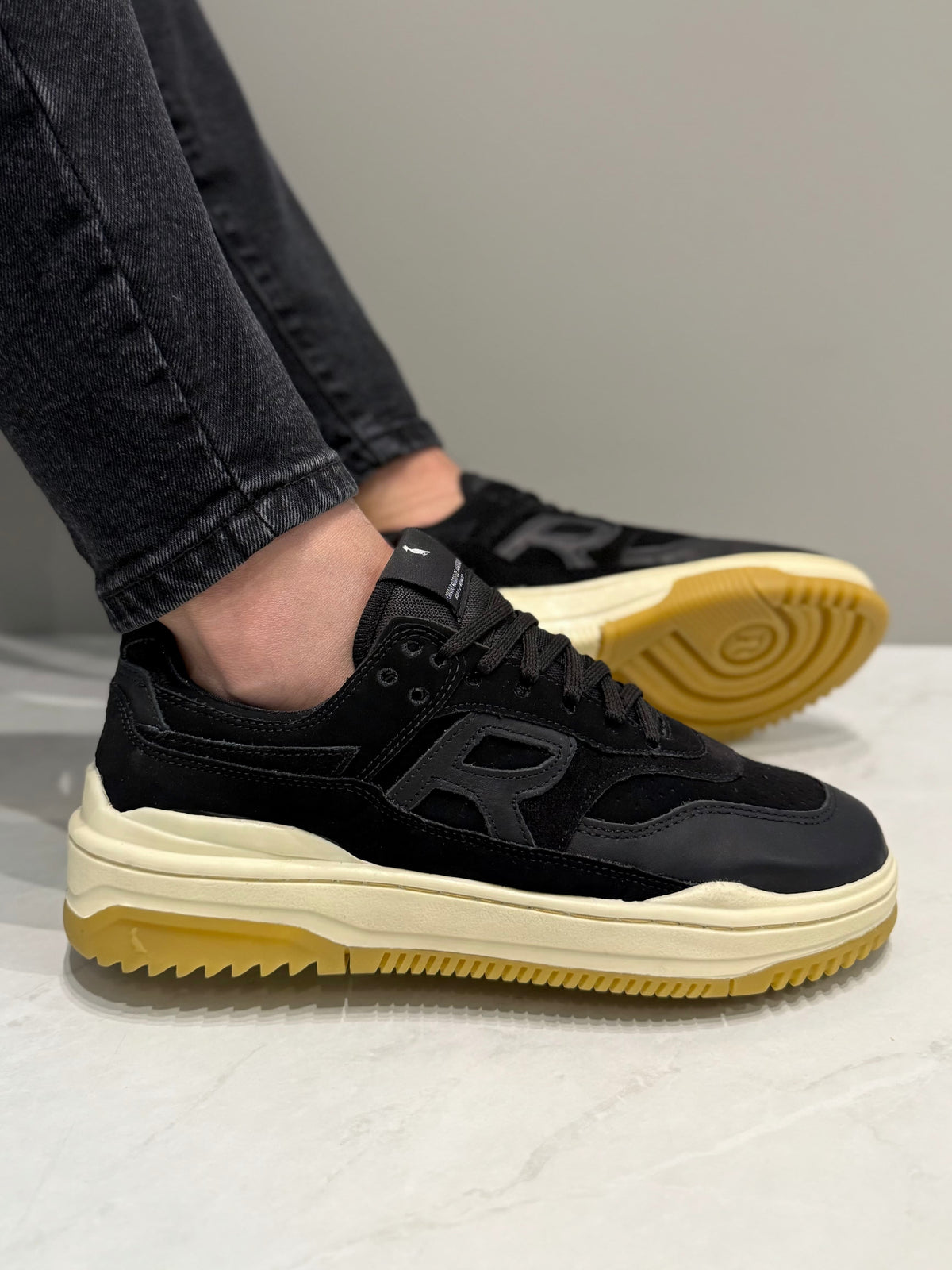 R-BROOX