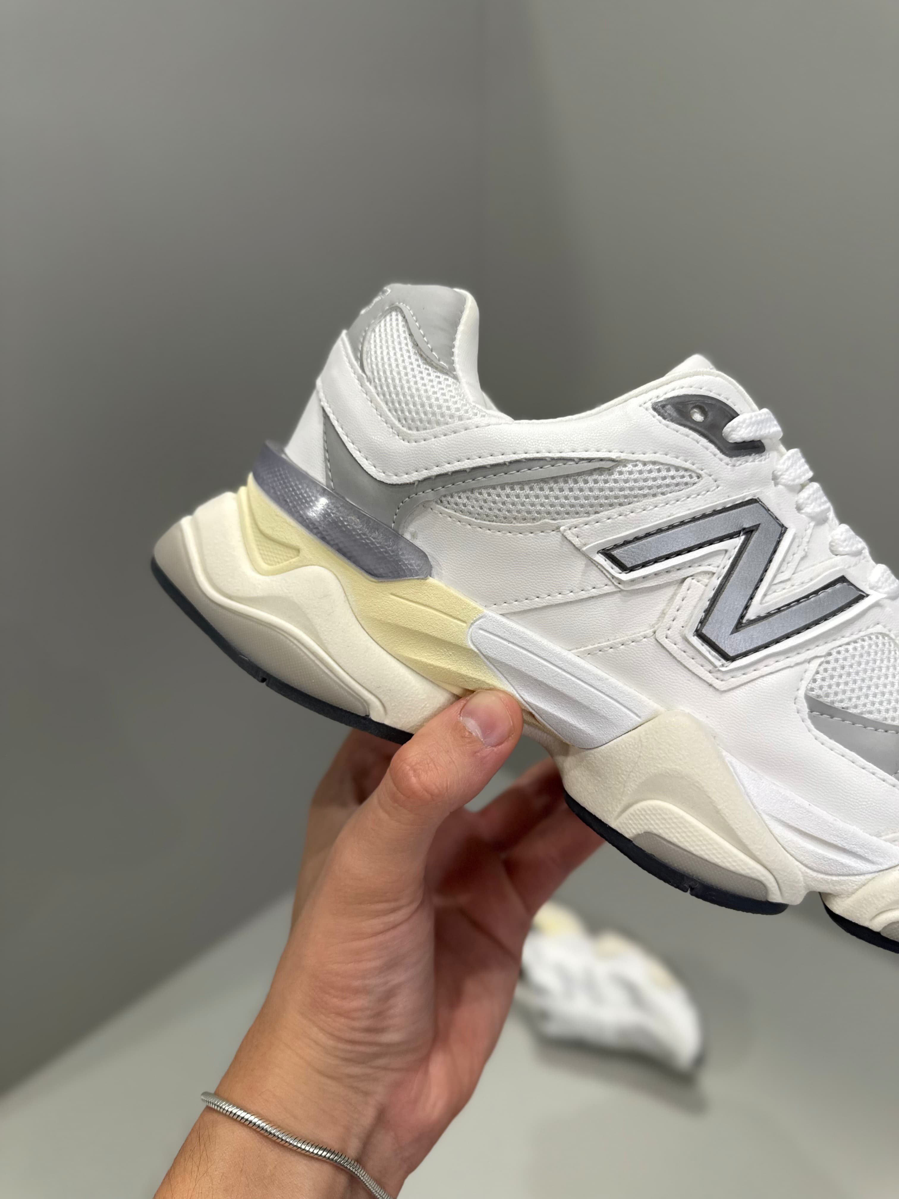 NB 9069 WHITE SILVER
